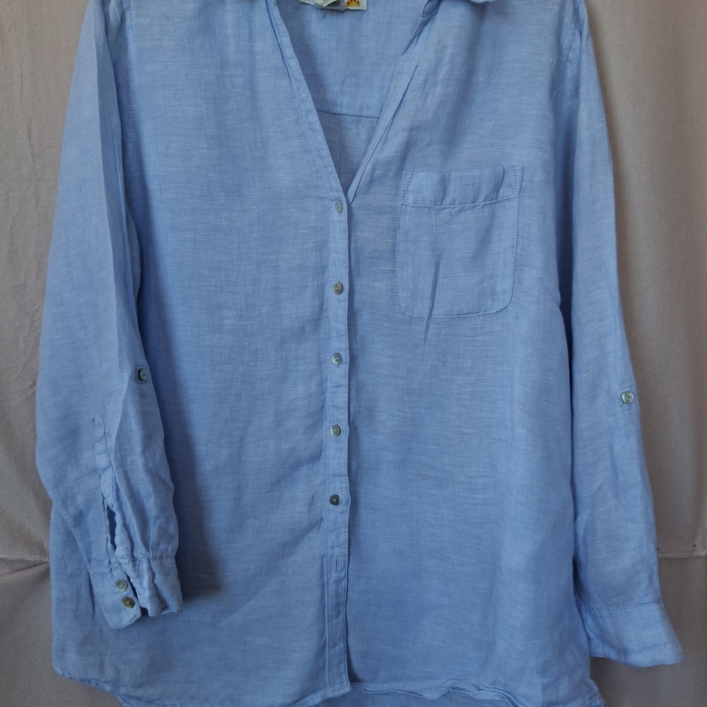 C&C California Light Blue LINEN Button-Up Top